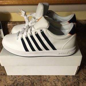 NIB Men’s K•Swiss White/Navy Stripe Sneakers Sz 8